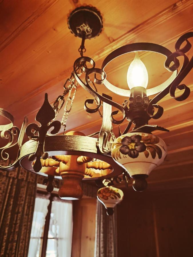 La Fleur De Lys Otel Gruyeres Dış mekan fotoğraf