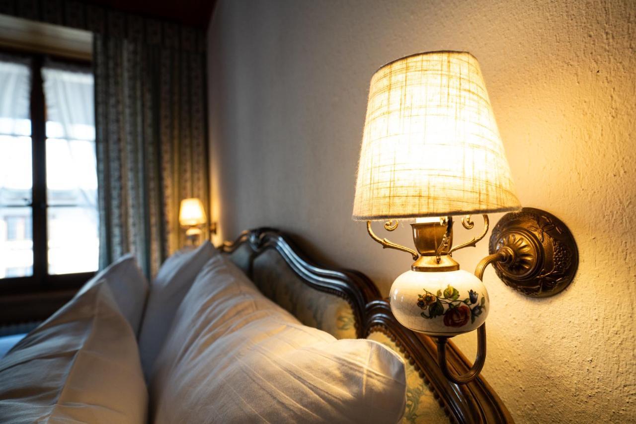 La Fleur De Lys Otel Gruyeres Dış mekan fotoğraf
