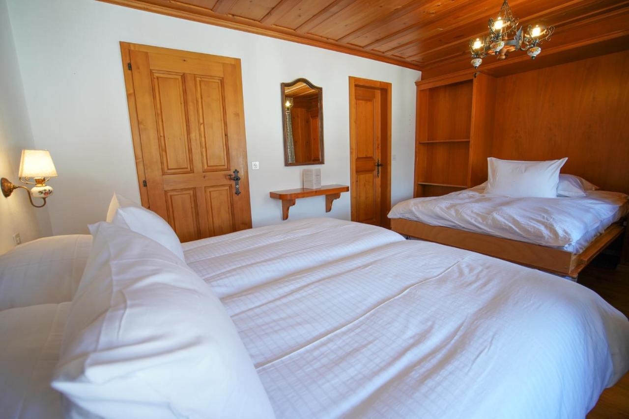 La Fleur De Lys Otel Gruyeres Dış mekan fotoğraf